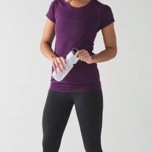 Lululemon Swiftly Tech Deep Purple Short Sleeve Size 8